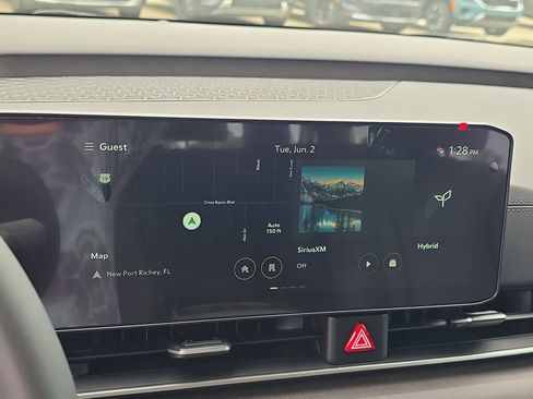 New 2026 Kia Carnival EX FWD image 24