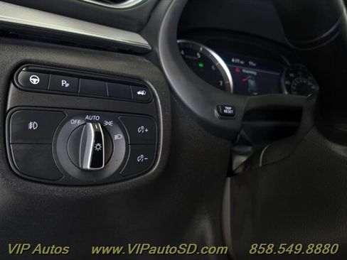 Used 2021 INFINITI QX50 Luxe w/ Appearance Package FWD image 26