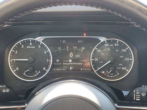 Used 2022 Nissan Pathfinder SL image 15