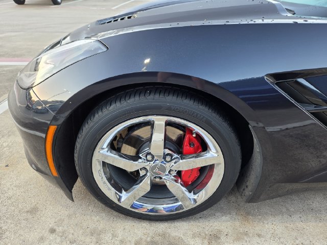 Used 2014 Chevrolet Corvette Stingray Convertible w/ 3LT Preferred Equipment Group RWD image 7
