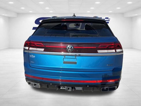 Used 2024 Volkswagen Atlas Cross Sport SEL R-Line image 6