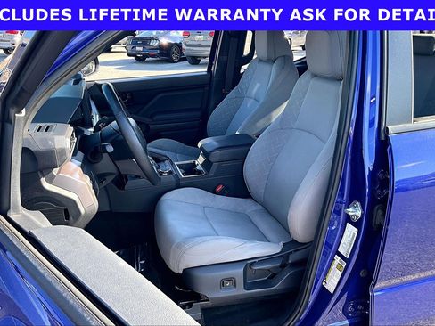 Used 2024 Toyota Tacoma SR5 AWD/4WD image 20