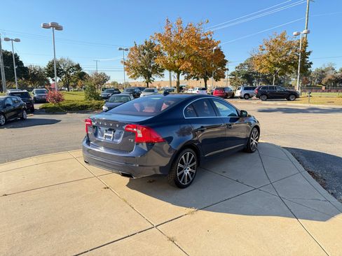 Used 2015 Volvo S60 T5 Premier image 5
