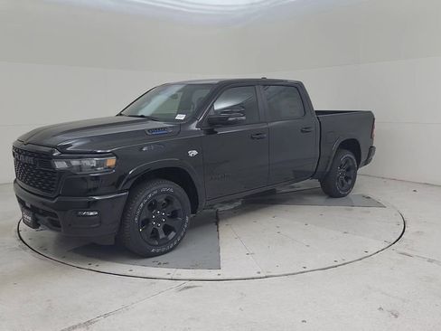 New 2026 RAM 1500 4x4 Crew Cab image 8