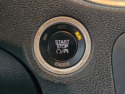 Used 2015 Dodge Charger R/T w/ Plus Group image 30