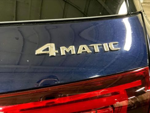 Used 2022 Mercedes-Benz GLE 350 4MATIC w/ Premium Package image 10