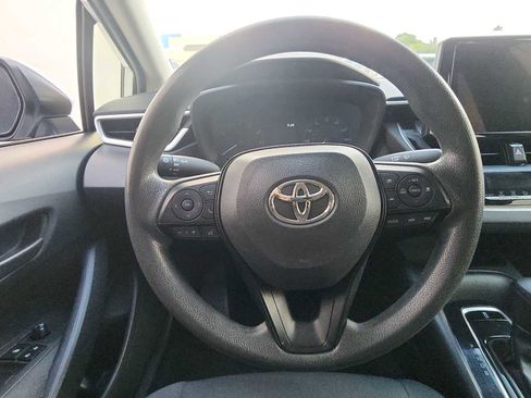 Used 2023 Toyota Corolla LE image 15