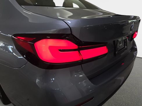 Used 2023 BMW 530i w/ Premium Package RWD image 33