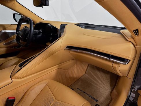 Used 2020 Chevrolet Corvette Stingray Premium Cpe w/ 3LT Preferred Equipment Group image 23