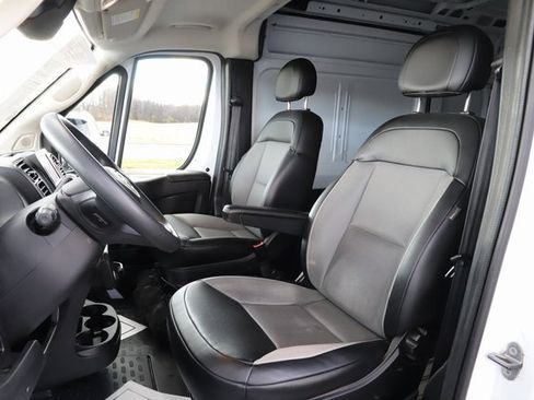 Used 2023 RAM ProMaster 2500 image 11