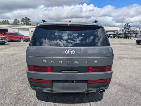 Used 2026 Hyundai Santa Fe SEL FWD image 4