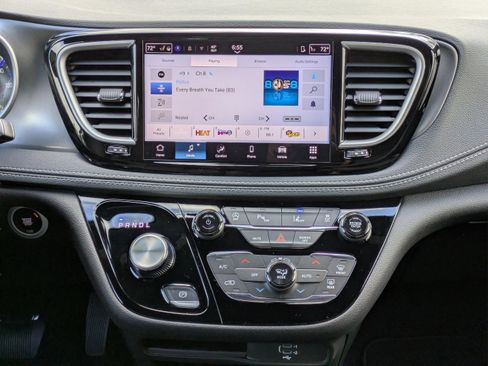 New 2026 Chrysler Pacifica Select w/ S Appearance Package image 14