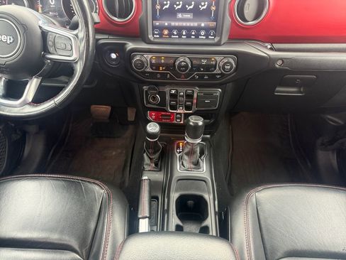 Used 2020 Jeep Gladiator Rubicon w/ Dual Top Group image 15