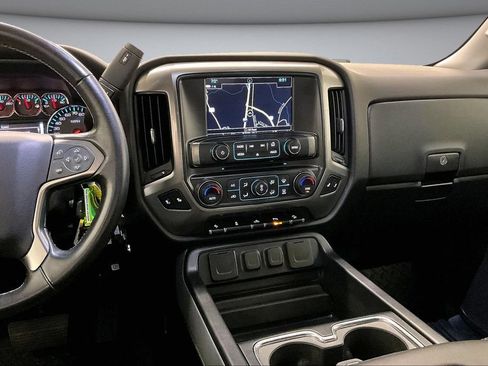 Used 2018 Chevrolet Silverado 1500 LT w/ All Star Edition AWD/4WD image 10