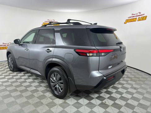 New 2026 Nissan Pathfinder SV image 3