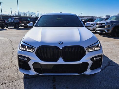 Used 2021 BMW X6 M50i w/ Executive Package image 28