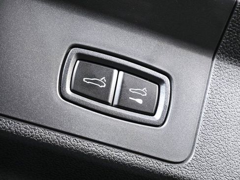 New 2026 Porsche Panamera RWD image 33