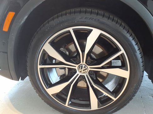 Used 2022 Volkswagen Tiguan SEL R-Line AWD/4WD image 8