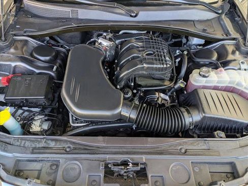 Used 2023 Chrysler 300 Touring w/ Sport Appearance Package image 21