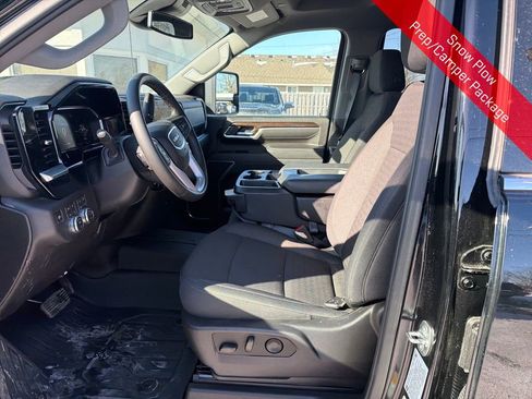 Used 2026 GMC Sierra 2500 SLE w/ SLE Value Package; image 11