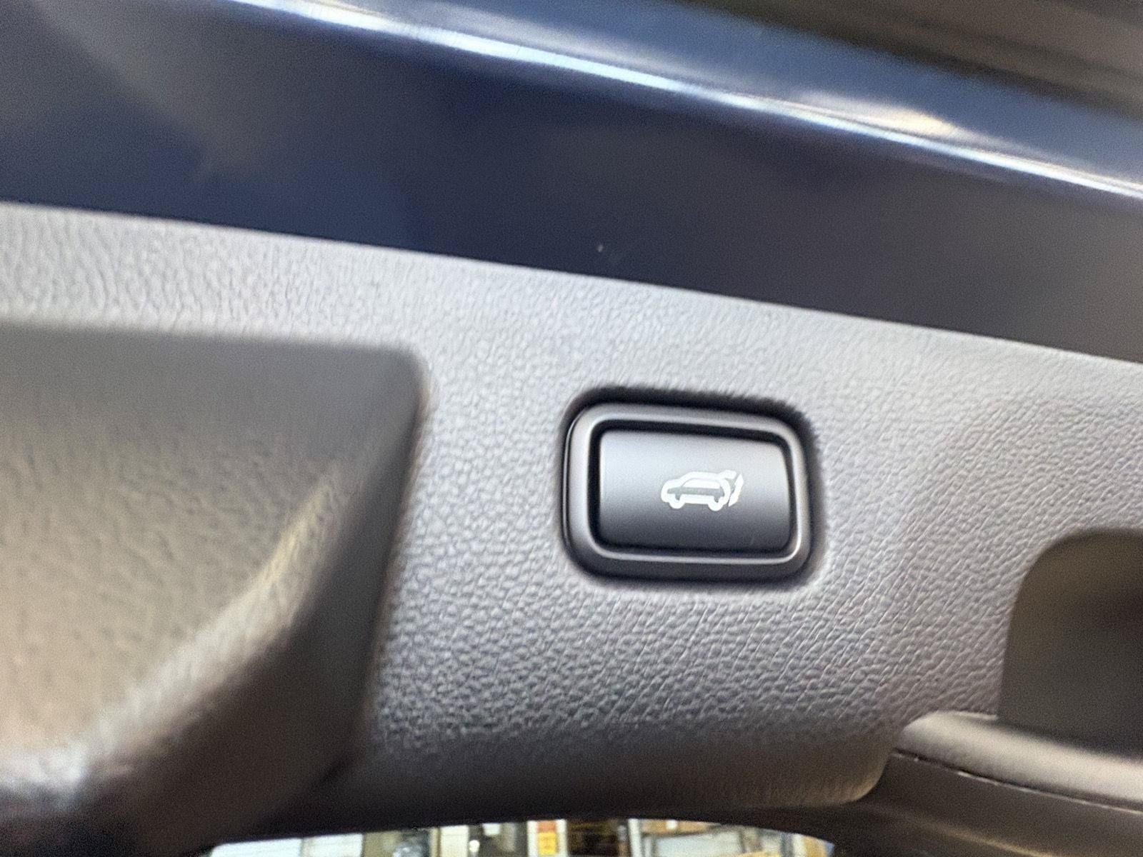 Used 2024 Kia Seltos SX w/ SX Sunroof Package AWD/4WD image 18
