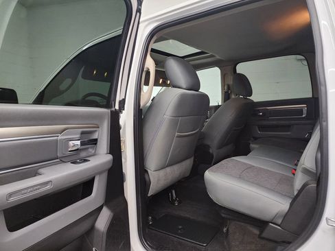 Used 2017 RAM 2500 Big Horn w/ Sport Appearance Group AWD/4WD image 24