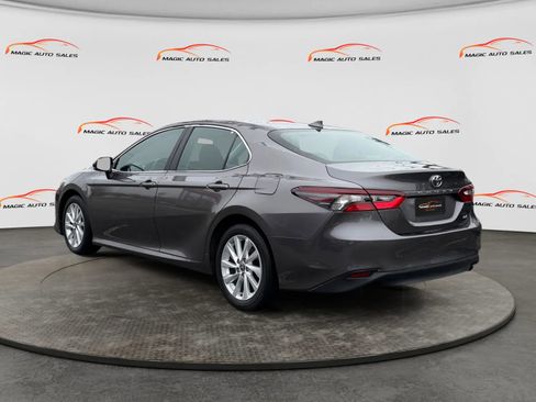 Used 2024 Toyota Camry LE image 6