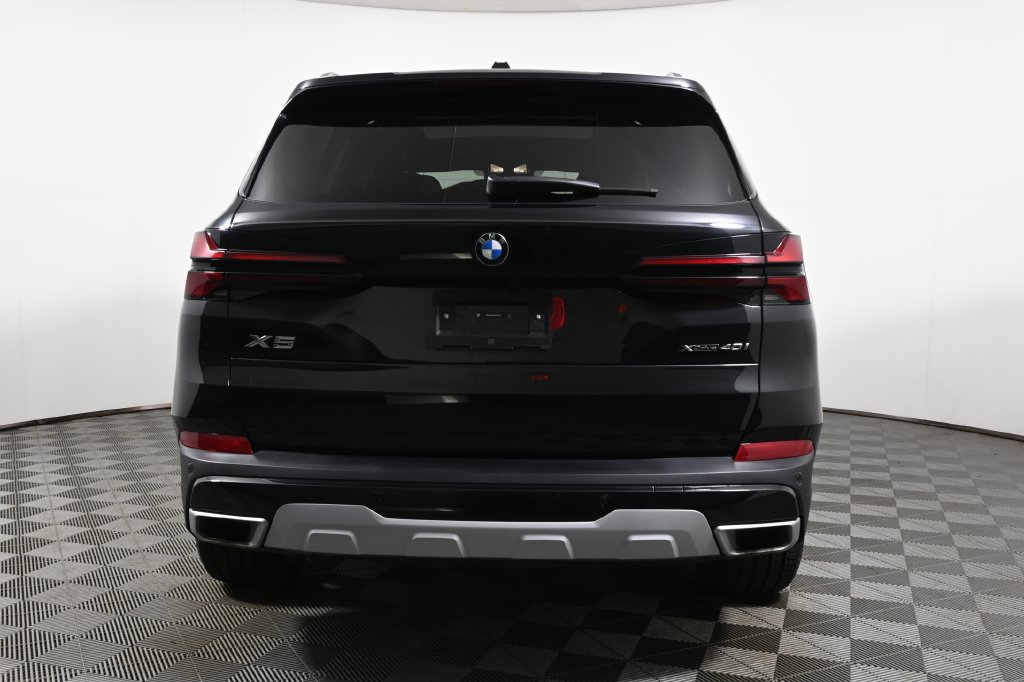 Certified 2026 BMW X5 xDrive40i w/ Climate Comfort Package AWD/4WD image 6