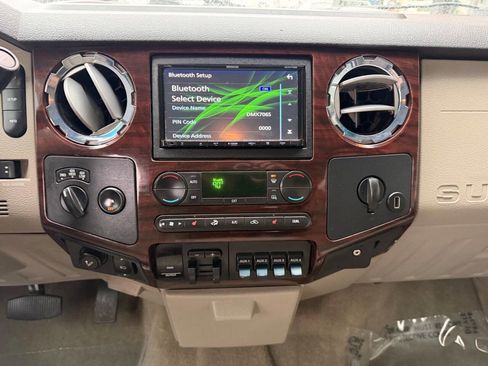 Used 2008 Ford F350 Lariat image 10