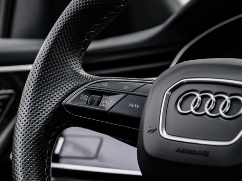 Used 2023 Audi SQ8 Prestige image 16