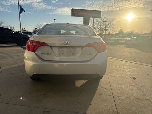 Used 2017 Toyota Corolla L image 8