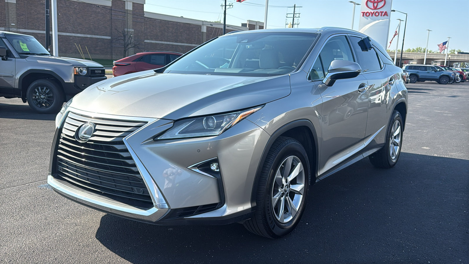 Used 2019 Lexus RX 350 AWD w/ Navigation Package image 3