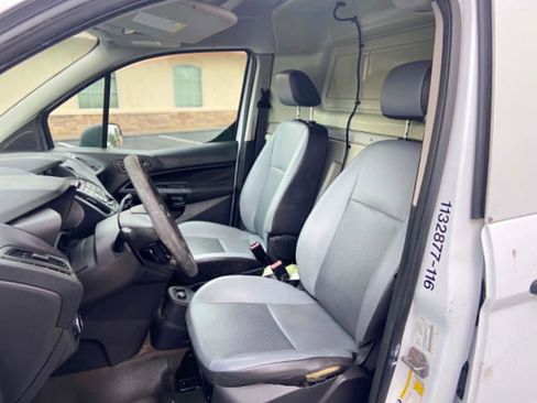 Used 2016 Ford Transit Connect XL FWD image 8