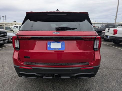New 2026 Ford Explorer ST-Line w/ ST-Line Street Pack image 5