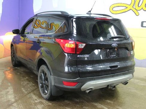 Used 2019 Ford Escape SEL AWD/4WD image 5