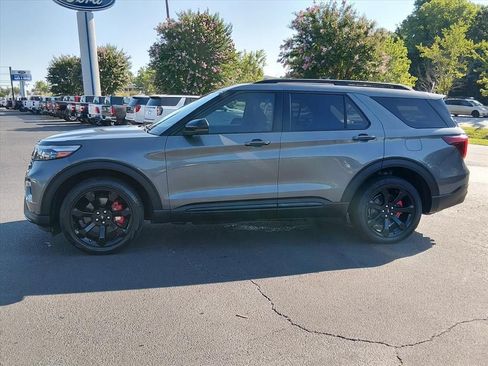 Used 2023 Ford Explorer ST w/ Equipment Group 401A AWD/4WD image 7