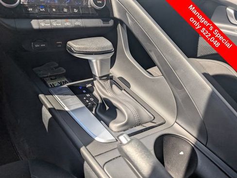 Certified 2024 Hyundai Elantra SEL FWD image 21