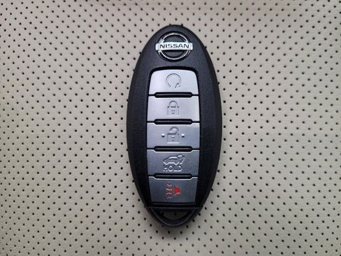 Used 2015 Nissan Murano SL image 32