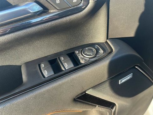 Used 2024 GMC Sierra 2500 AT4 w/ AT4 Premium Plus Package image 20