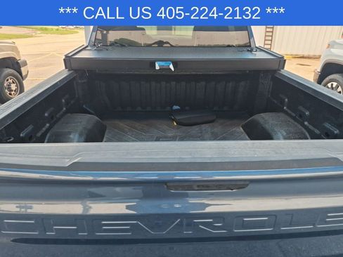 Used 2024 Chevrolet Silverado 1500 LT w/ Z71 Off-Road Package AWD/4WD image 10