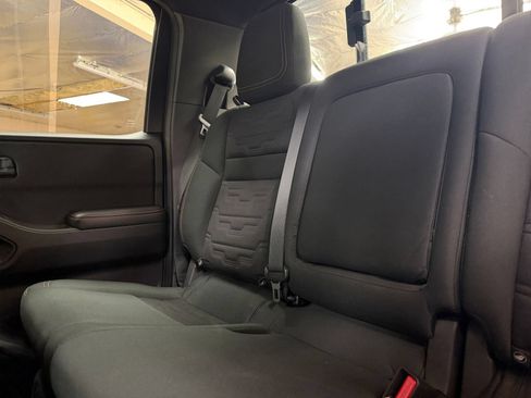 Used 2026 Nissan Frontier PRO-4X AWD/4WD image 39