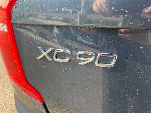 Used 2023 Volvo XC90 B5 Core AWD/4WD image 24