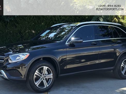 Used 2018 Mercedes-Benz GLC 300 image 1