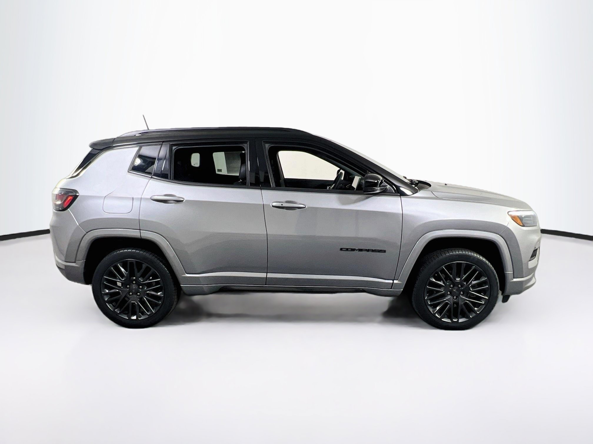 Used 2023 Jeep Compass High Altitude AWD/4WD image 4