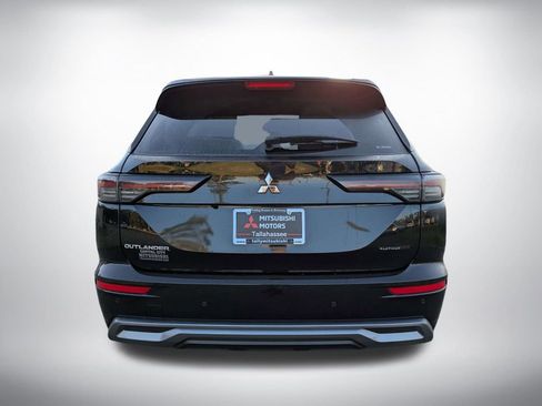 New 2025 Mitsubishi Outlander SEL image 5
