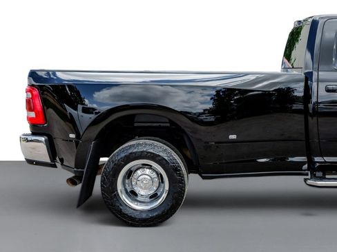 Used 2022 RAM 3500 Tradesman w/ Max Tow Package RWD image 6