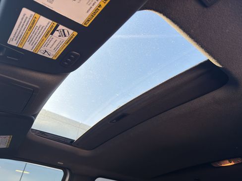 Used 2016 Ford F350 Platinum image 16