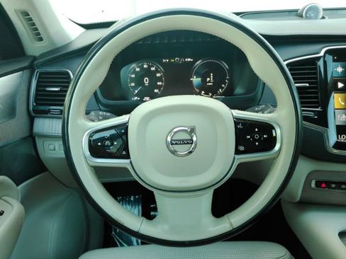 Used 2022 Volvo XC90 T8 Inscription AWD/4WD image 40