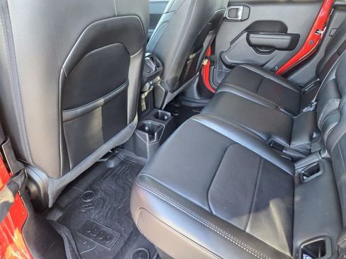 Certified 2022 Jeep Gladiator Sport image 30
