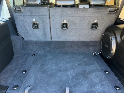 Used 2022 Jeep Wrangler Unlimited Sahara image 15